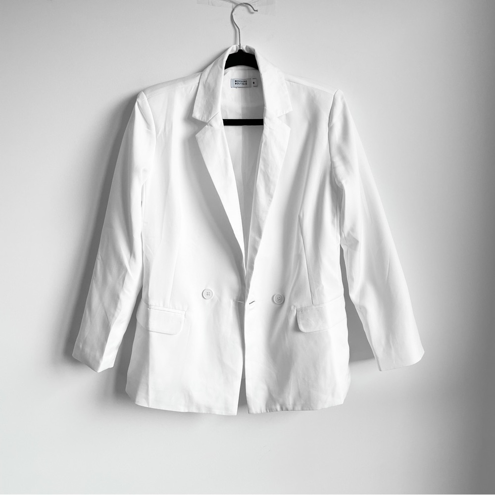 Beginning Boutique White Blazer (SMALL)